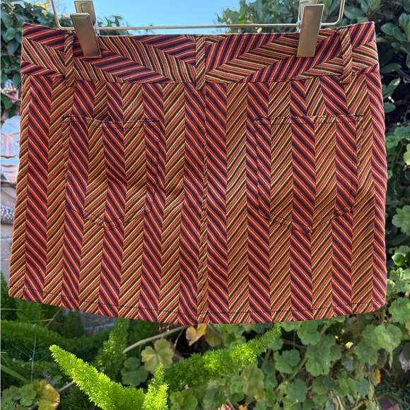 ALICE + OLIVIA 🧡 chevron retro mini skirt - Picture 16 of 16